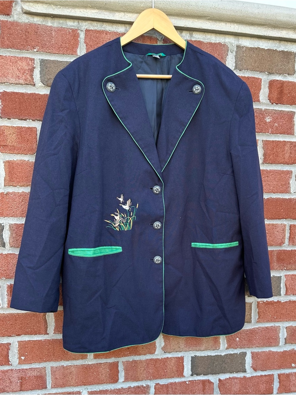 Vintage C&A Canda Embroidered Linen
Blazer - Navy Green Trim, Size 46 (XL-XXL)